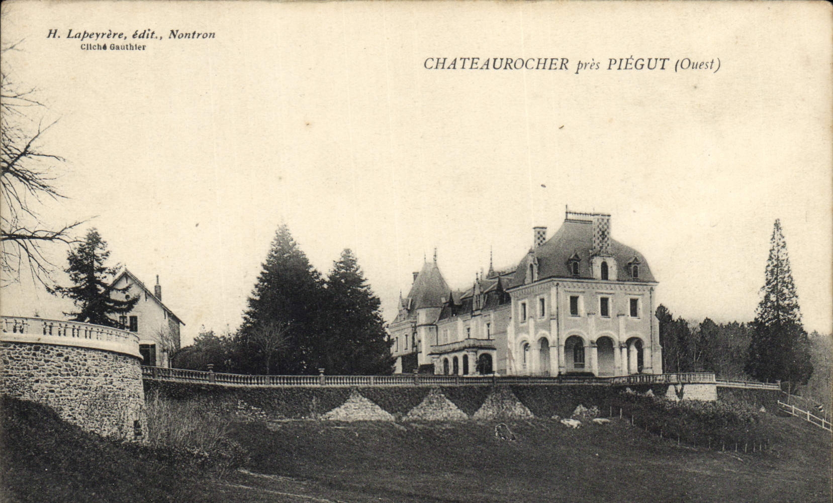 CPA Chateaurocher pres Piegut Ouest  