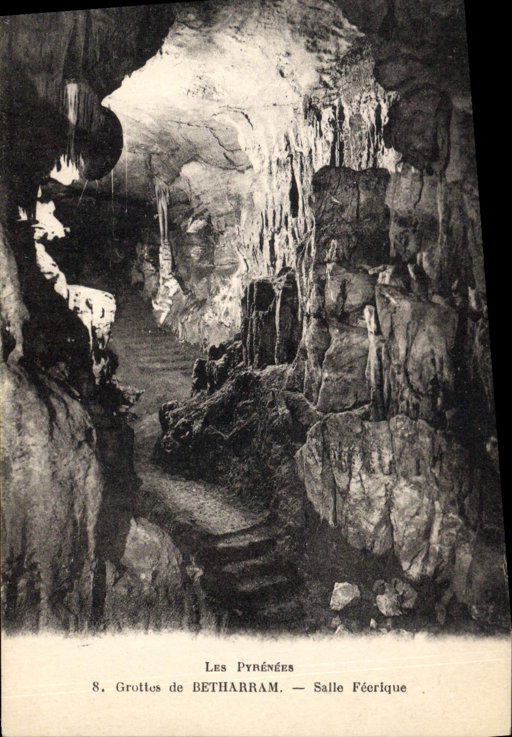 CPA Grotte Grottes de Betharram Salle feerique