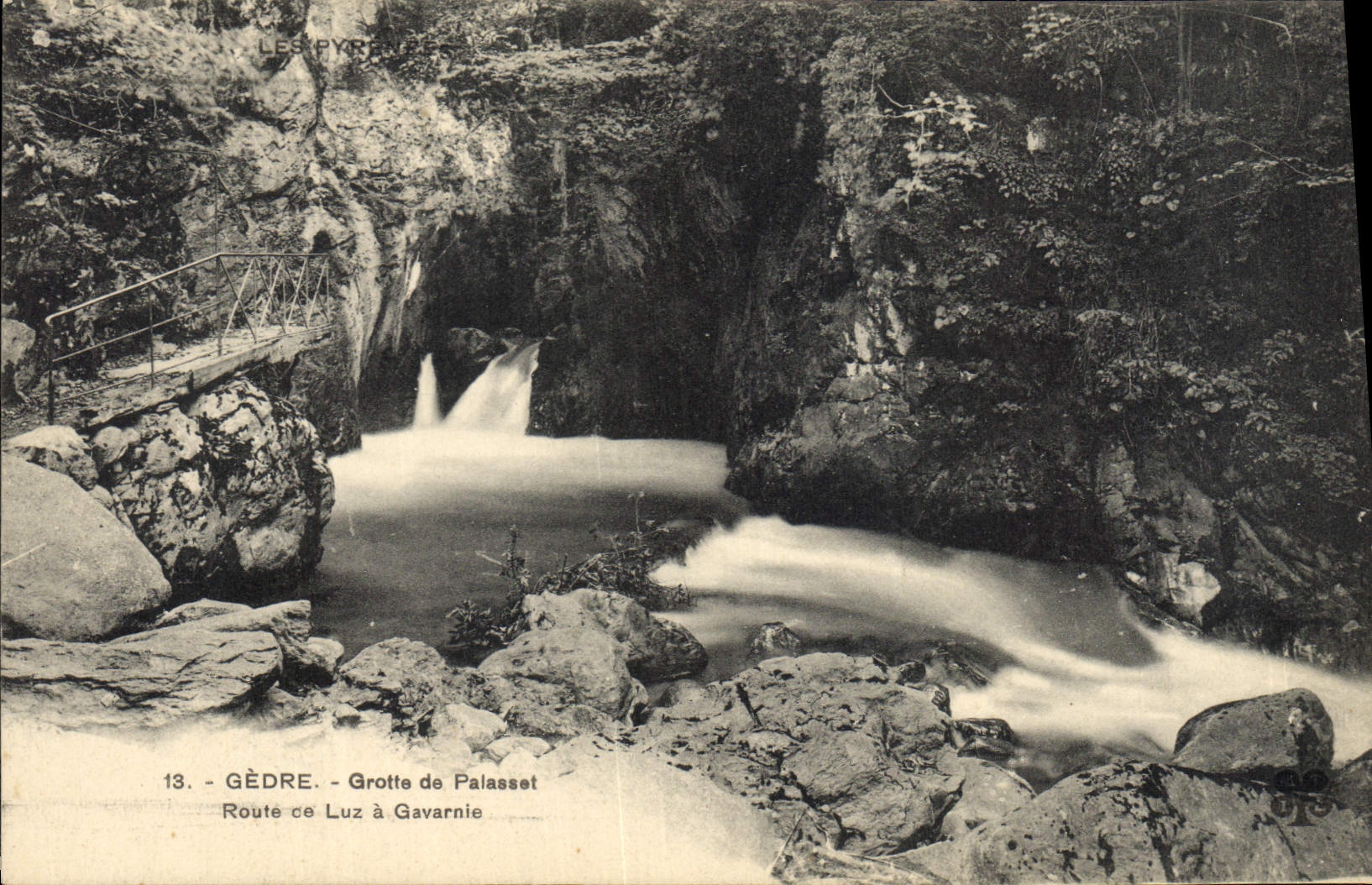 CPA Grotte de Palasset Route de Luz a Gavarnie Gedre Grottes