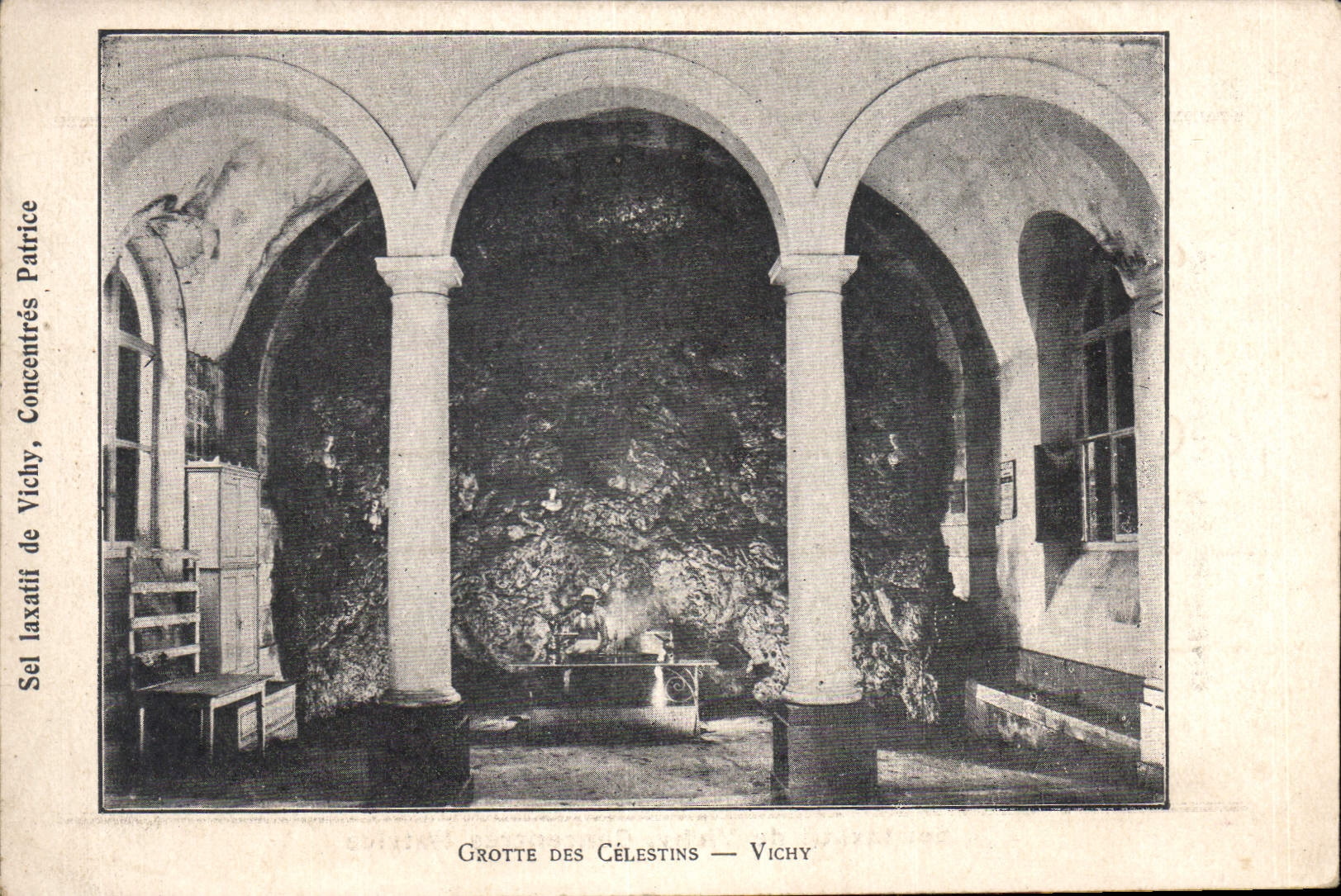 CPA Grotte des Celestins Vichy Grottes  