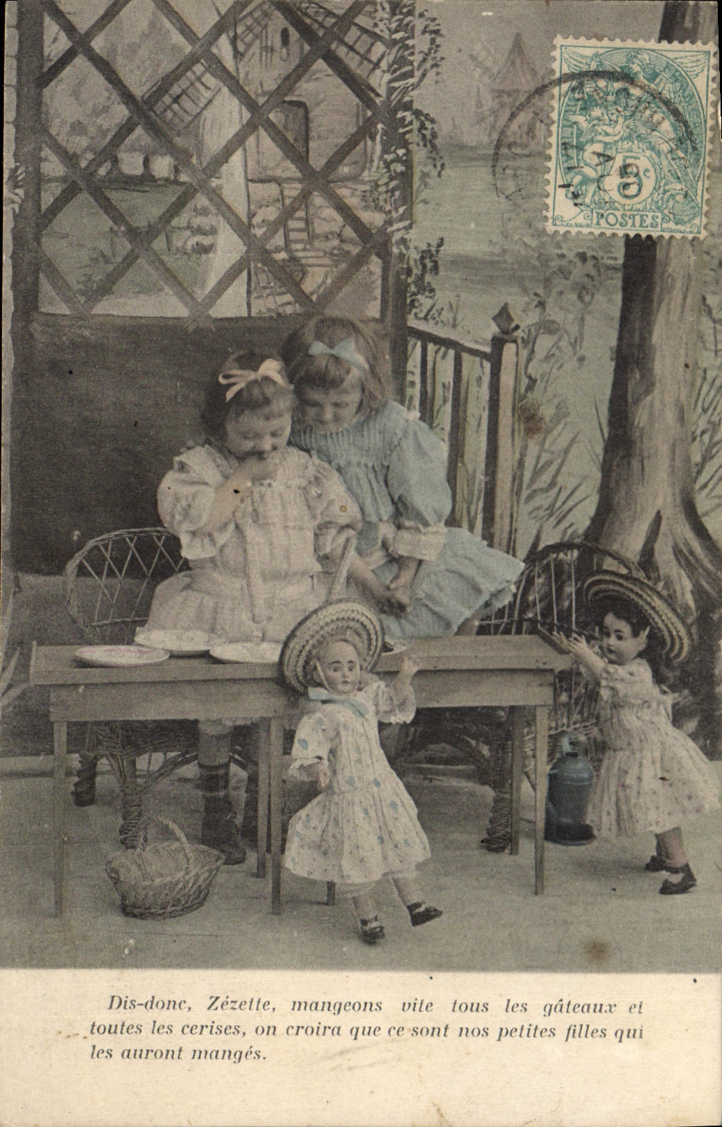CPA Fantaisie Enfant Poupee  