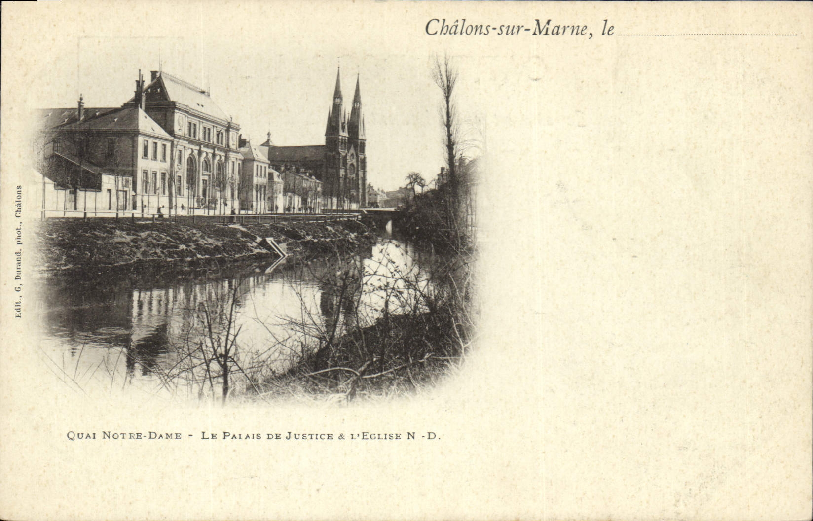 CPA Palais de justice et l'eglise Quai Notre Dame Chalons sur Marne 