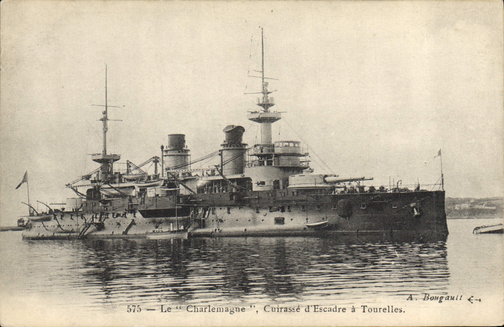 CPA Bateau de Guerre Le Charlemagne Cuirasse d'escadre a tourelles 
