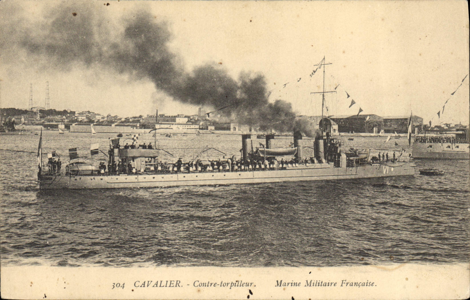 CPA Bateau de Guerre Cavalier Contre torpilleur  