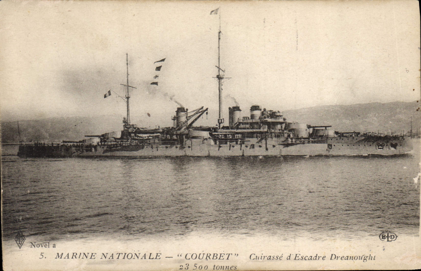 CPA Bateau de Guerre Courbet Cuirasse d'escadre Dreadnought 