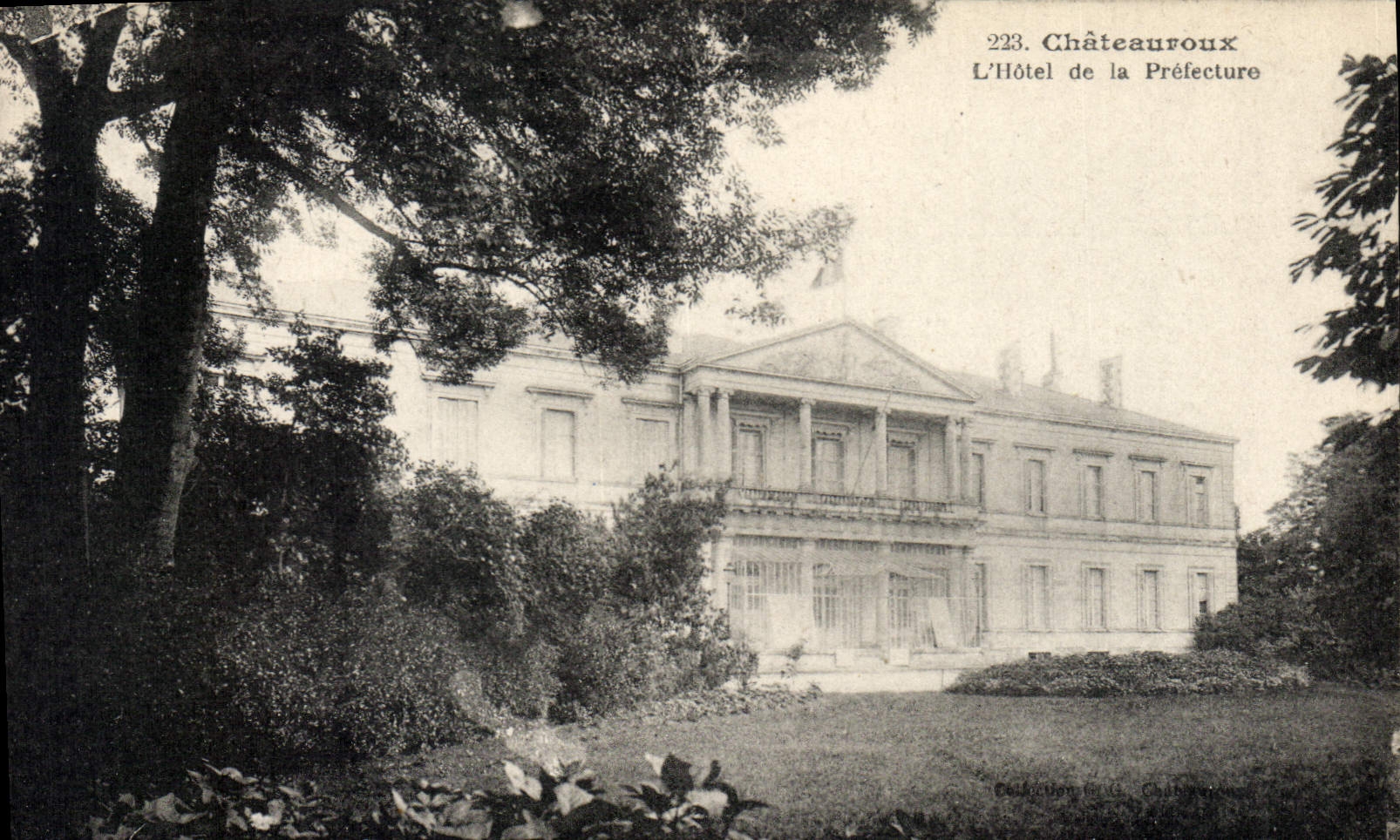 CPA Chateauroux L'hotel de la Prefecture