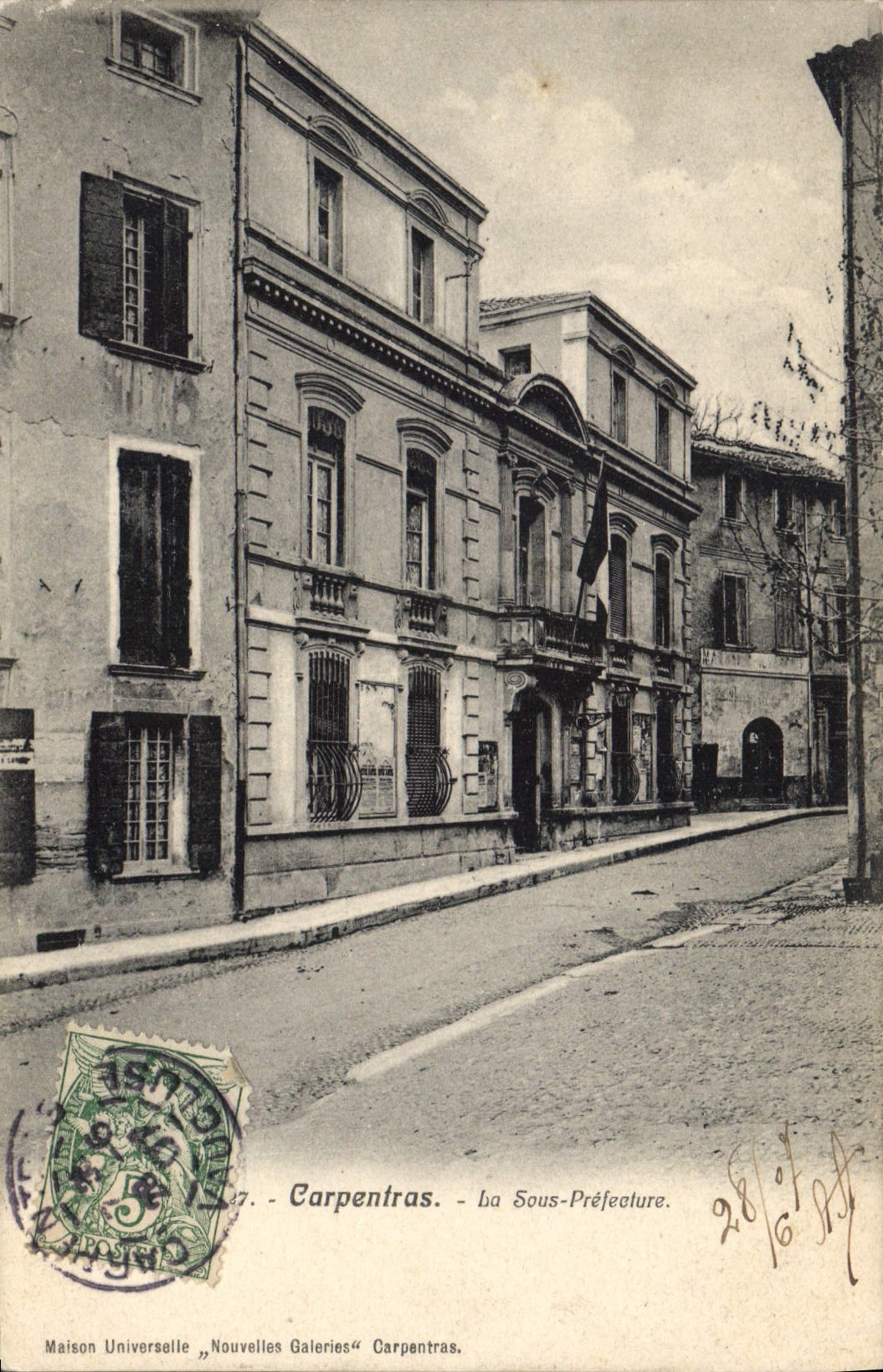 CPA Carpentras La Sous Prefecture