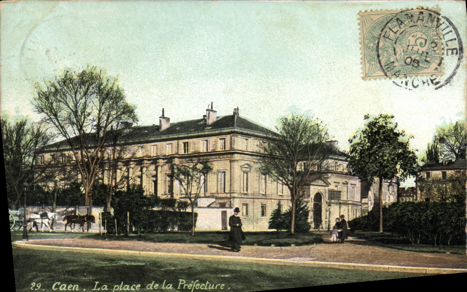 CPA Caen La Place de la Prefecture
