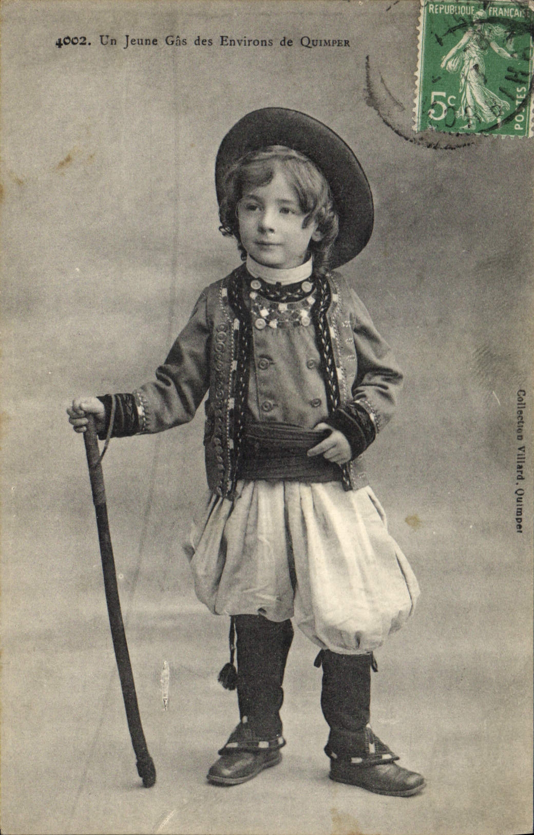 CPA Folklore Un jeune Gas des environs de Quimper