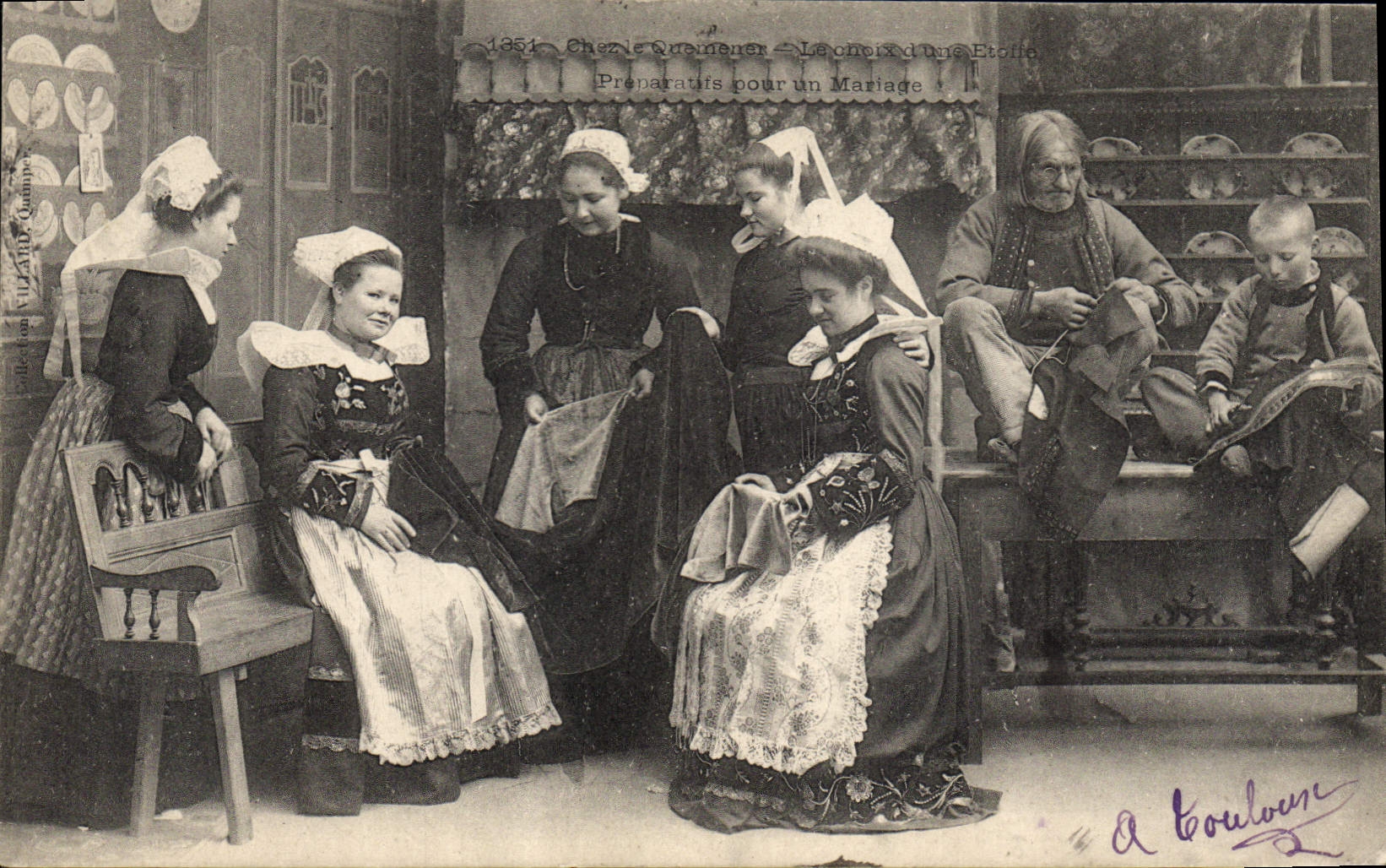 CPA Folklore Preparatifs pour le mariage