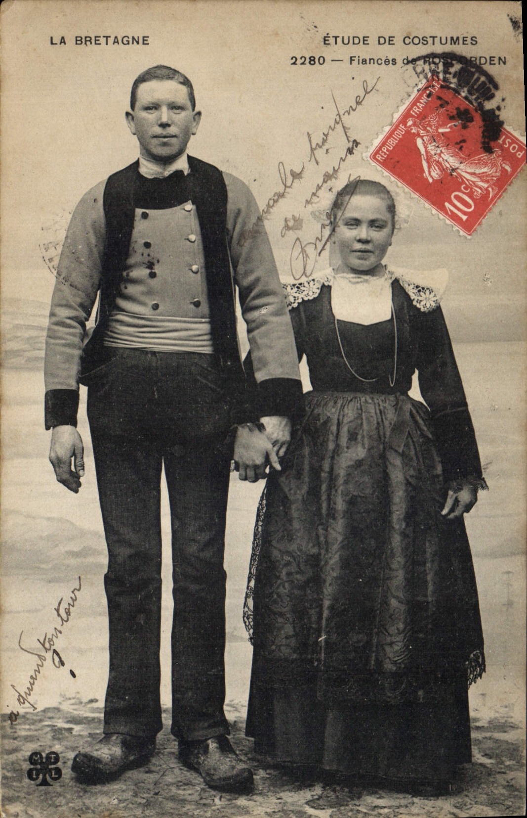 CPA Folklore Fiances de Rosporden