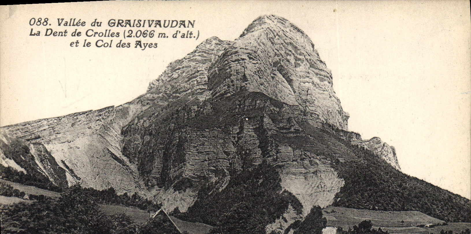 CPA Chateau Vallee du Graisivaudan La dent de Crolles et le Col des Ayes