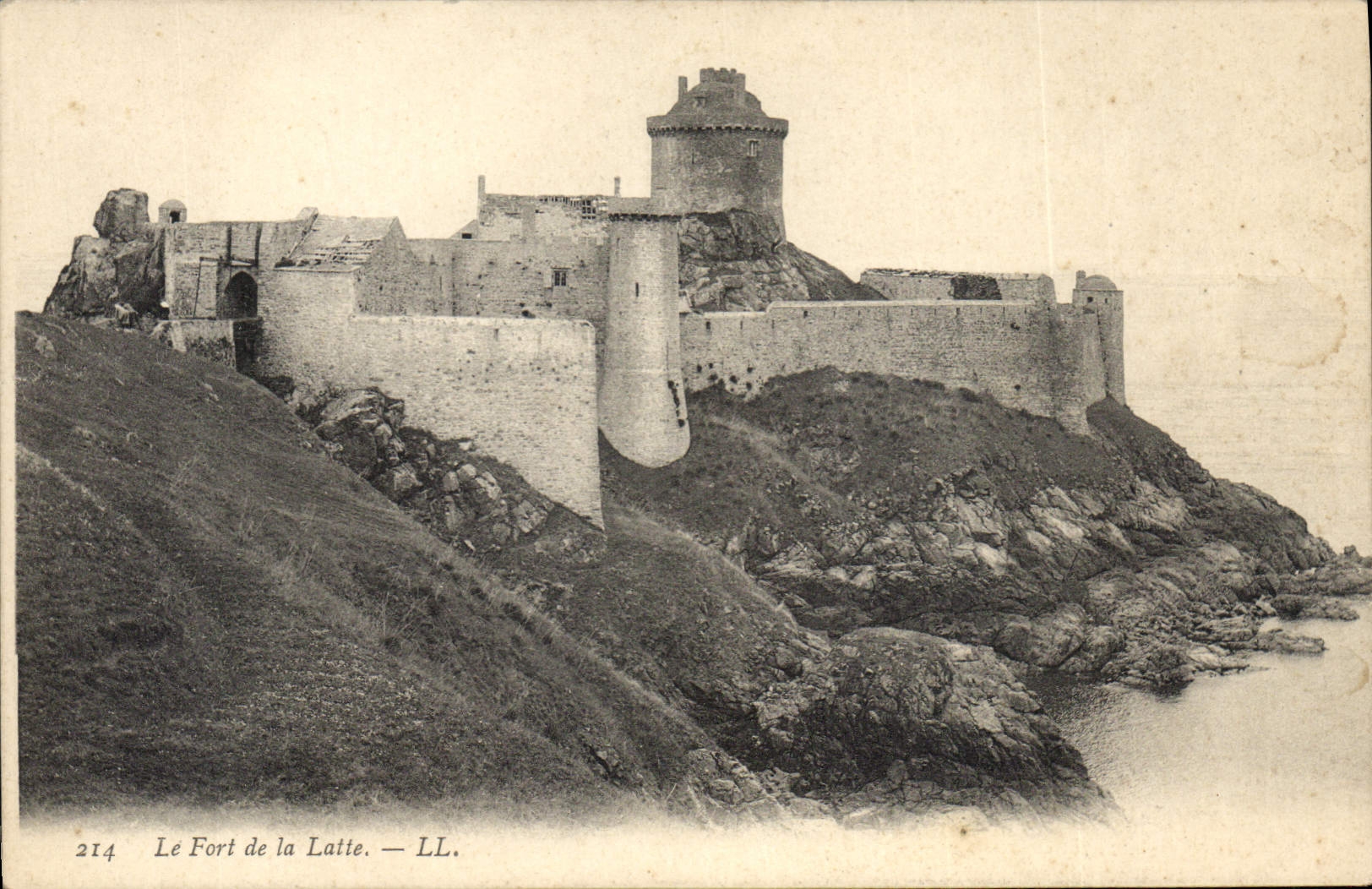 CPA Chateau Le Fort de la Latte
