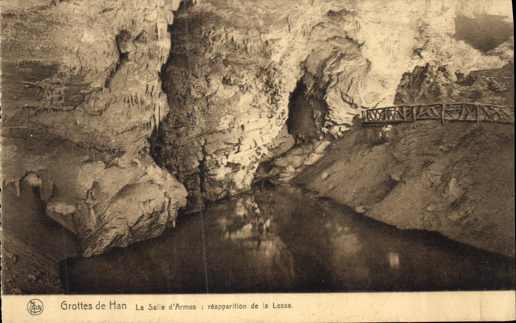 CPA Grotte Grottes de Han La salle d'armes
