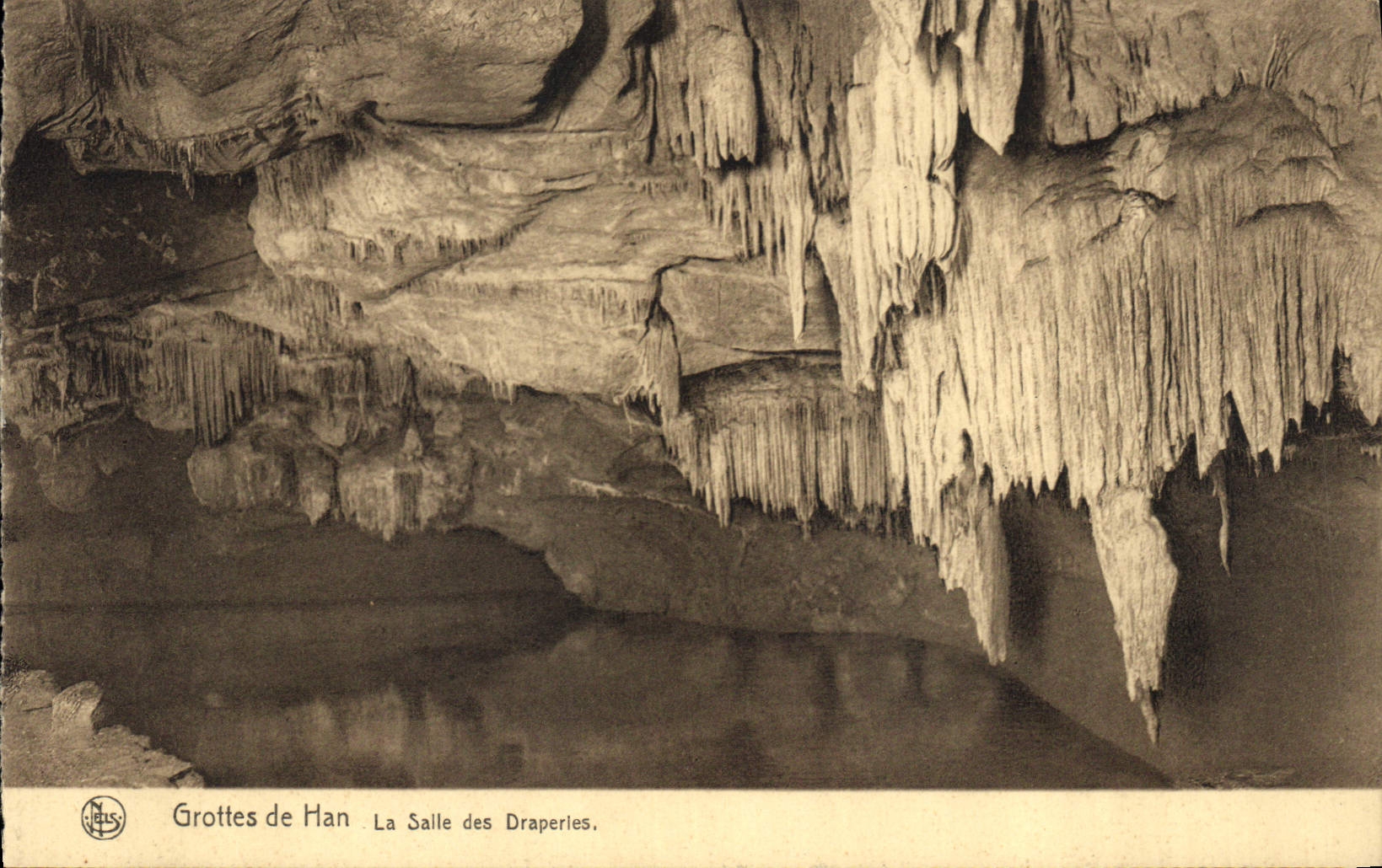 CPA Grotte Grottes de Han La salle des draperies