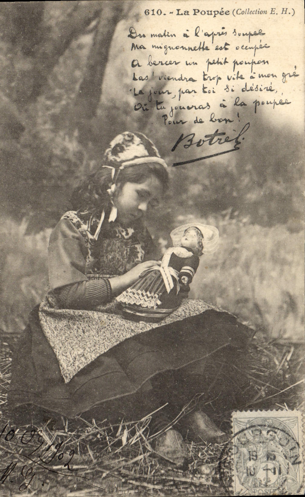 CPA Fantaisie Enfant Poupee Folklore