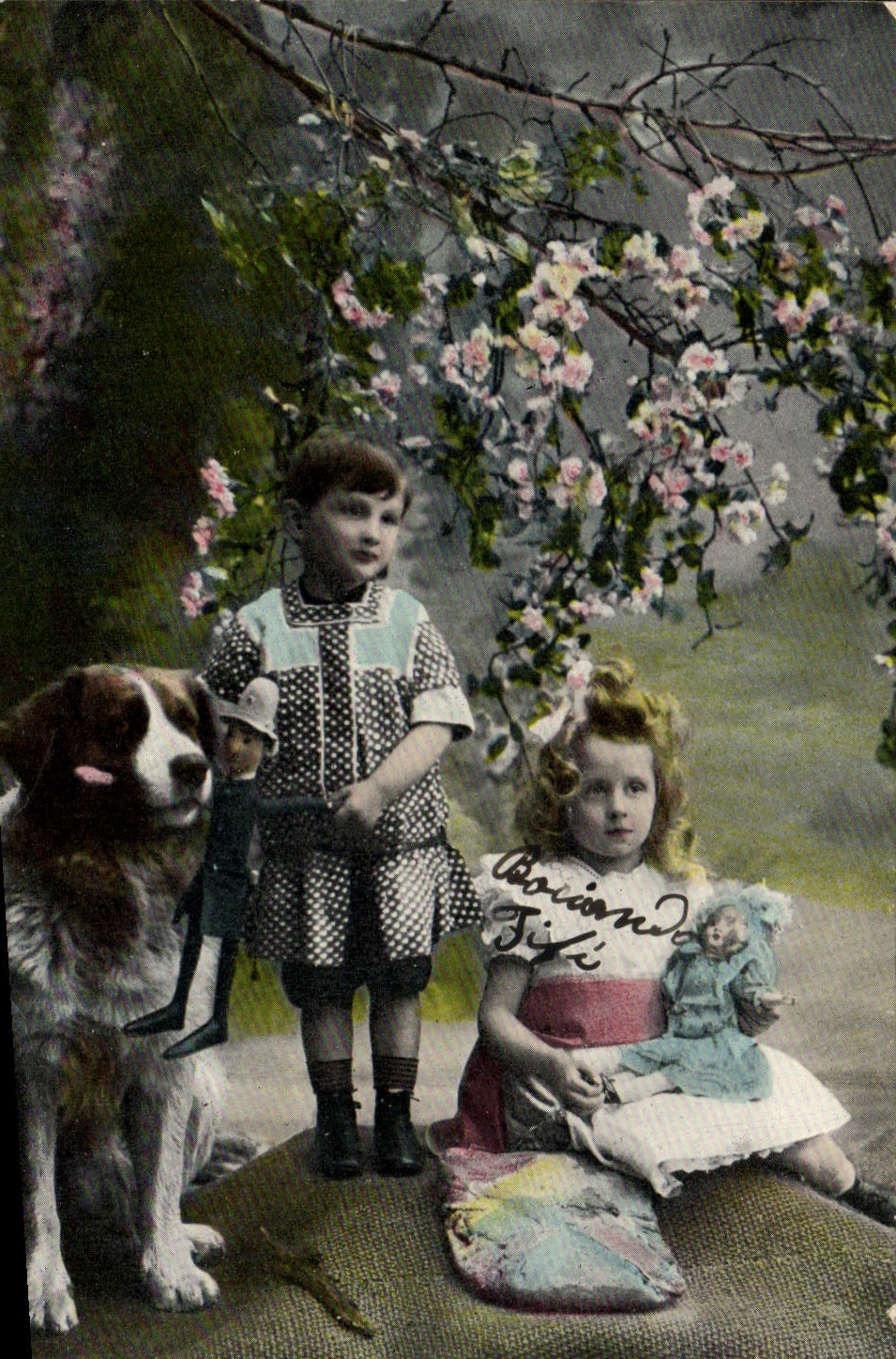 CPA Fantaisie Enfant Poupee Chien
