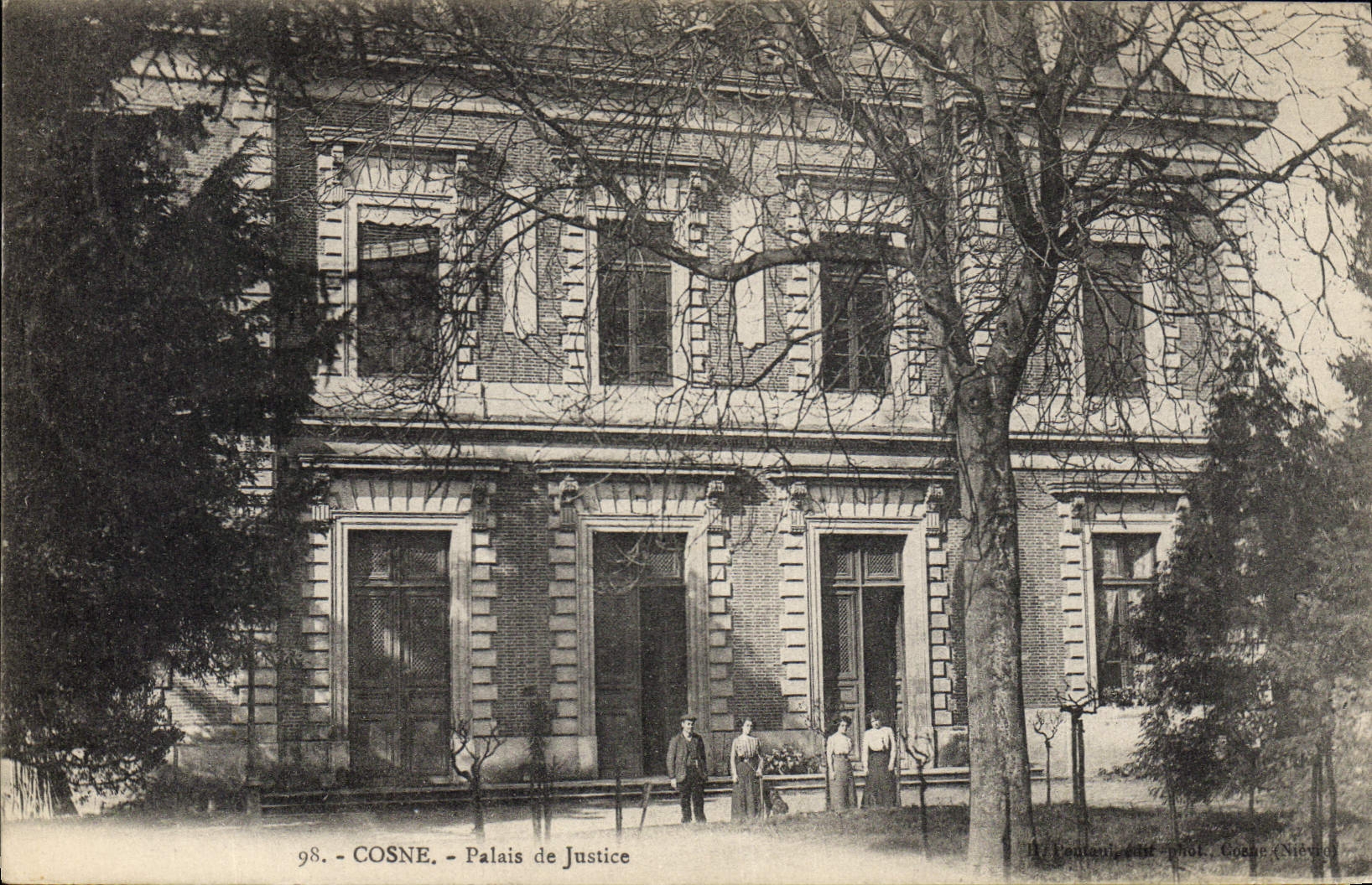 CPA Palais de Justice Cosne