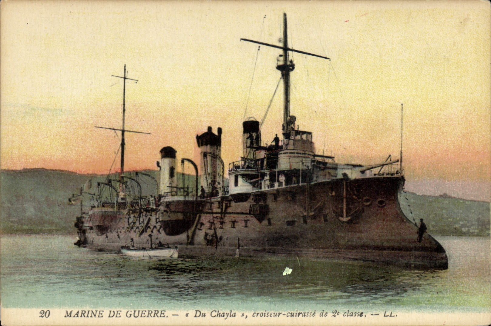 CPA Bateau de Guerre Du Chayla croiseur Cuirasse de 2eme classe