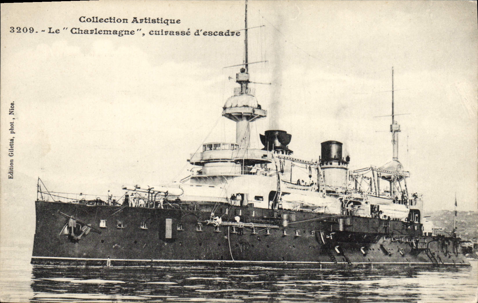 CPA Bateau de Guerre Le Charlemagne Cuirasse d'escadre