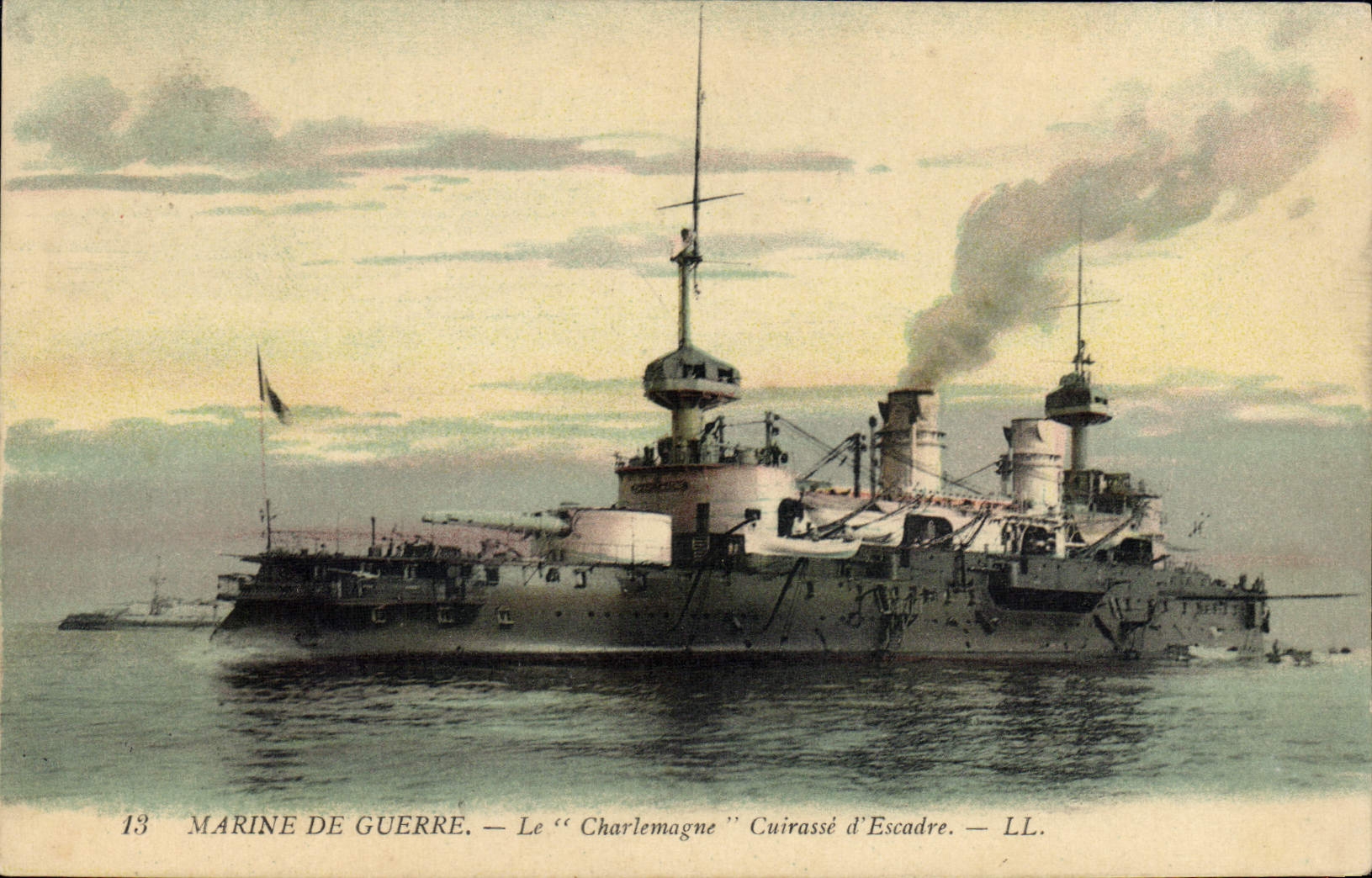 CPA Bateau de Guerre Le Charlemagne Cuirasse d'escadre