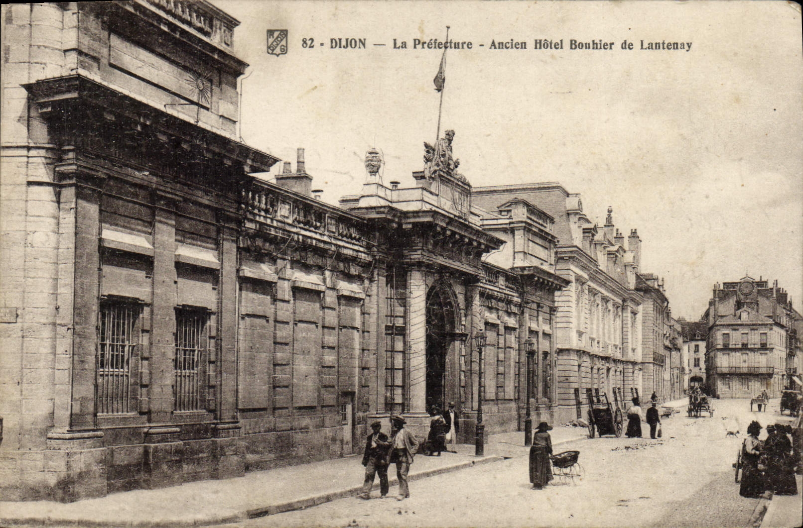 CPA Prefecture Dijon Ancien Hotel Bouhier de Lantenay
