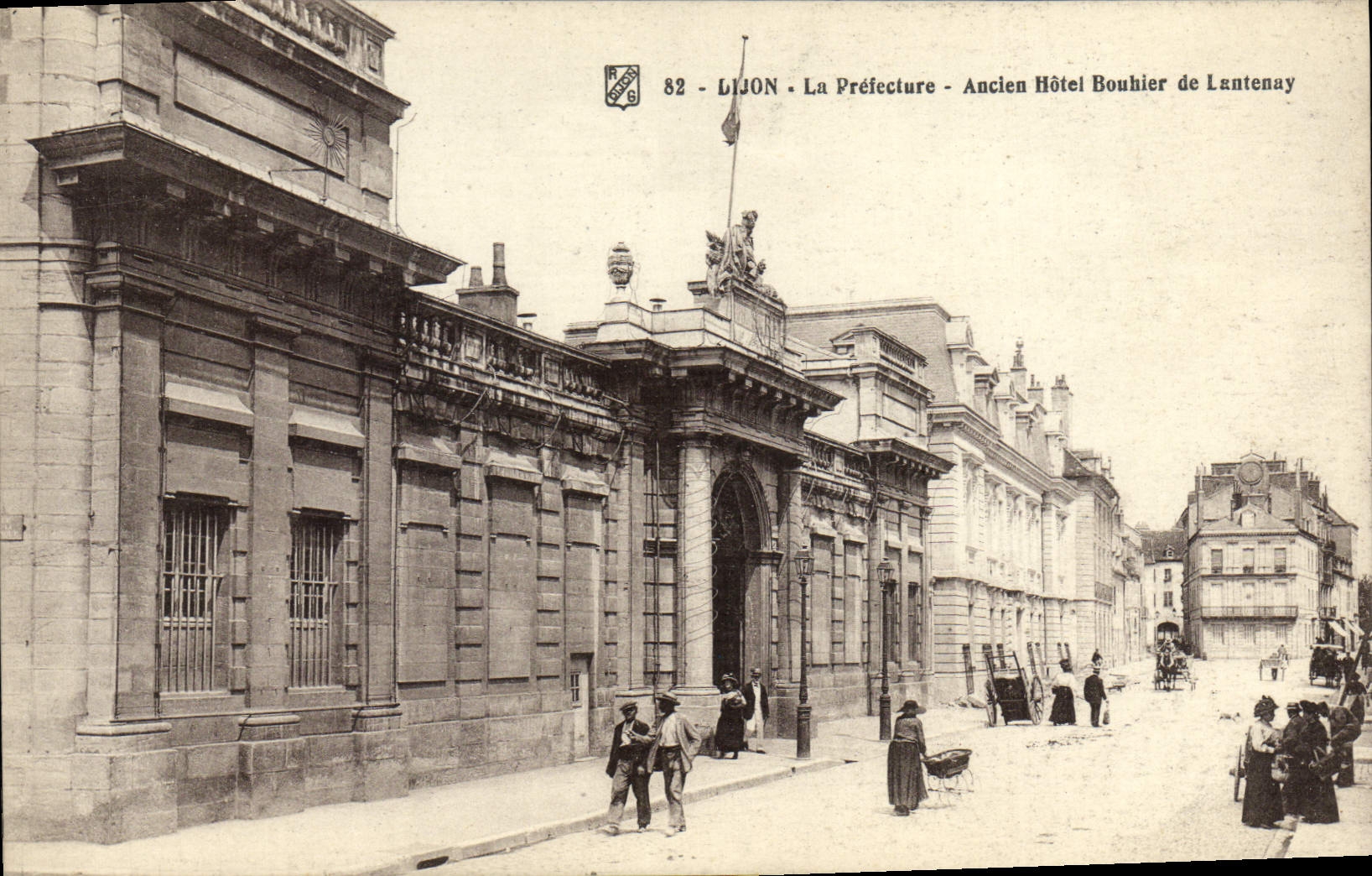 CPA Prefecture Dijon Ancien Hotel Bouhier de Lantenay