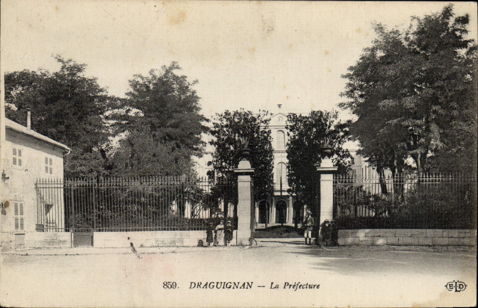 CPA Prefecture Draguignan