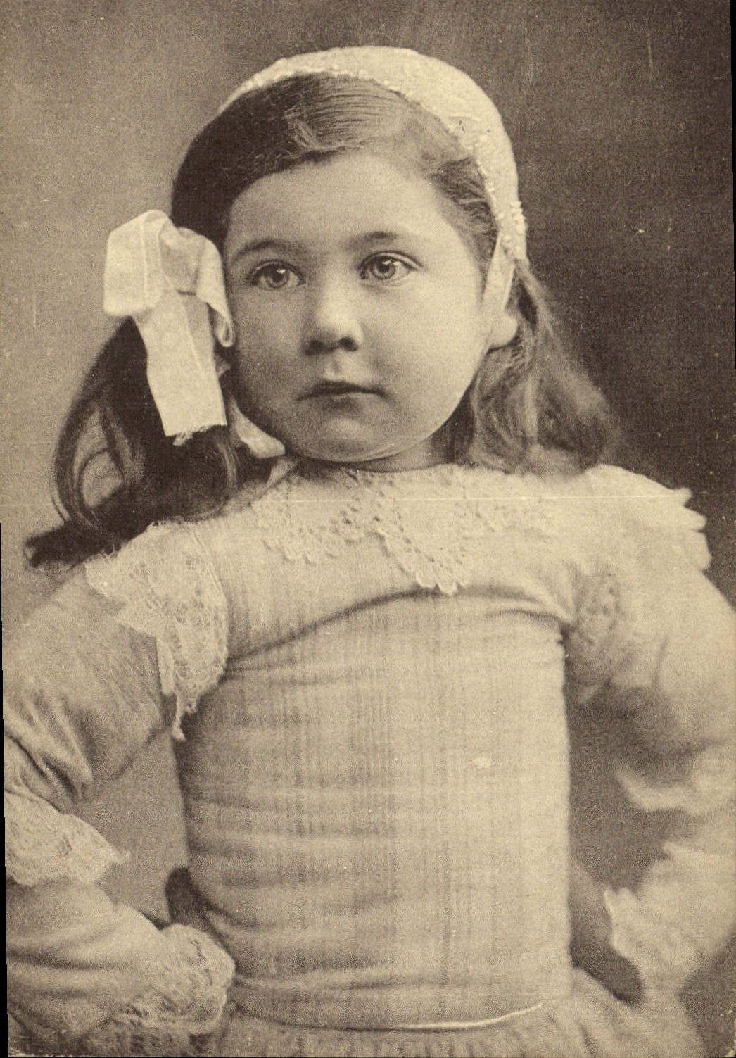 CPA Folklore Le bebe Breton Environs de Quimper