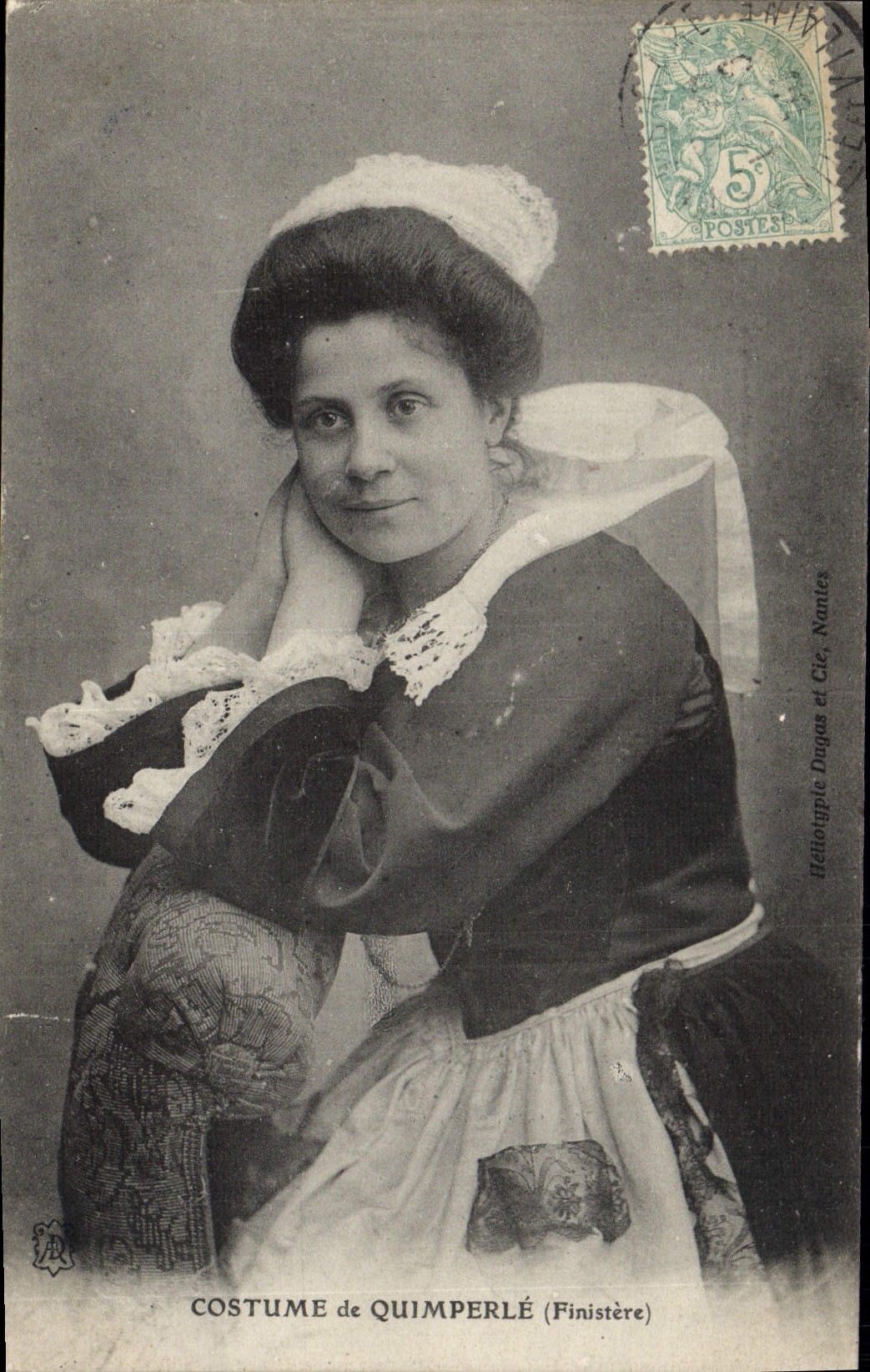 CPA Folklore Costume de Quimperle 