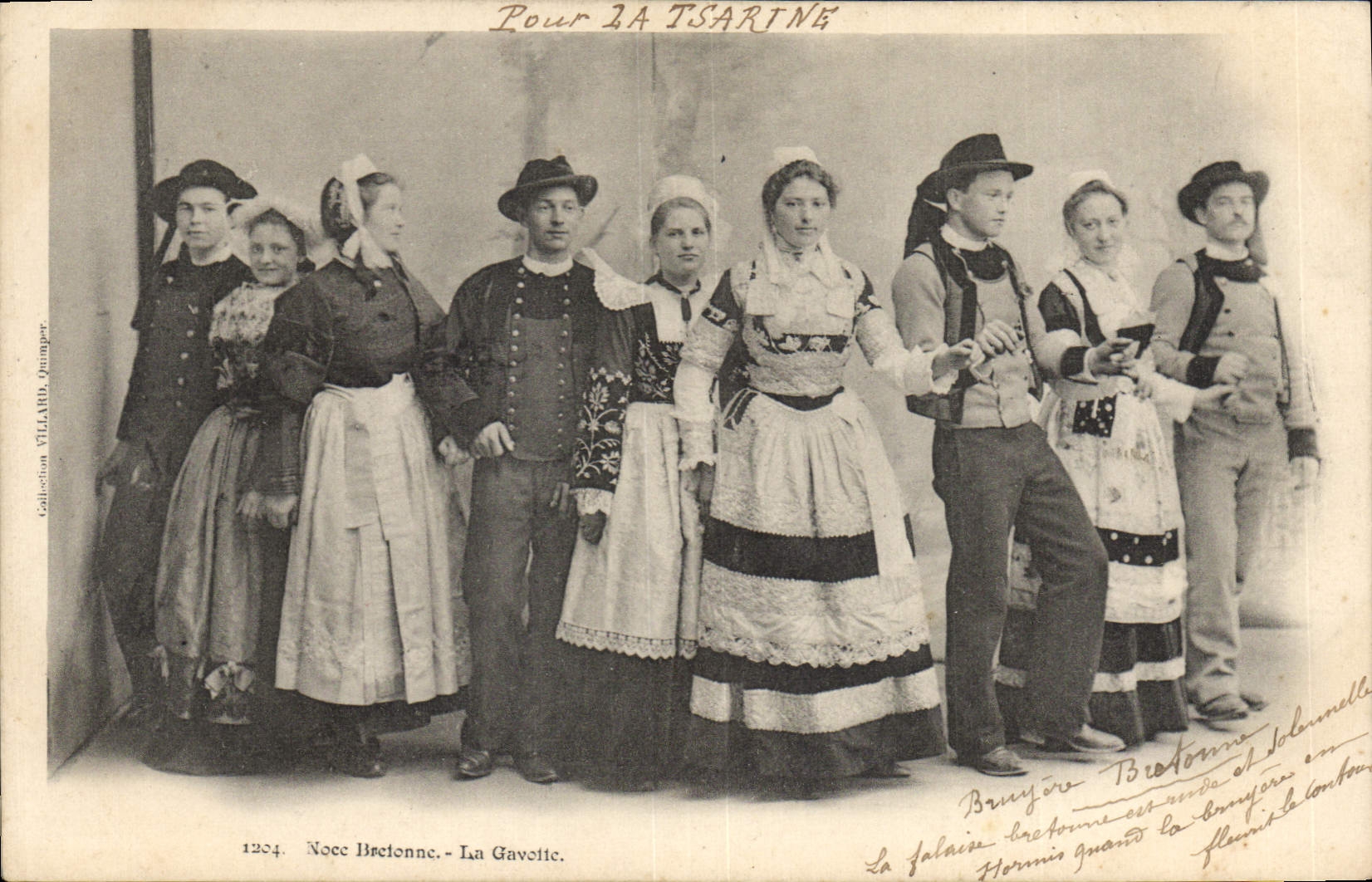 CPA Folklore Noce bretonne La Gavotte Mariage