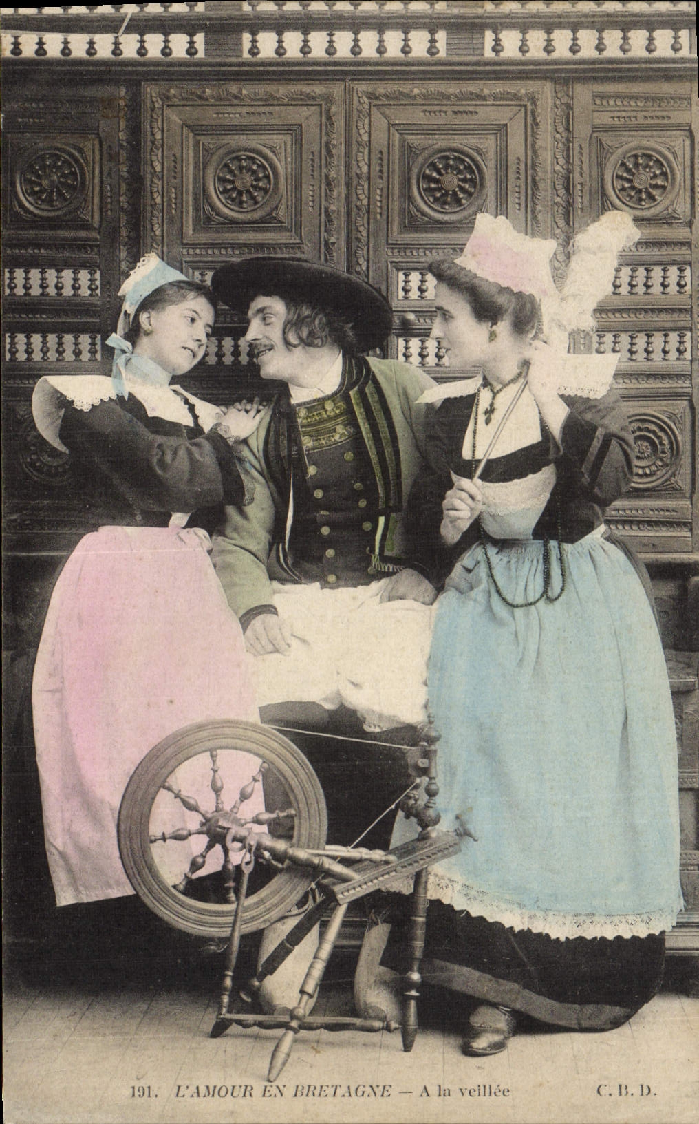 CPA Folklore A la veillee Bretagne