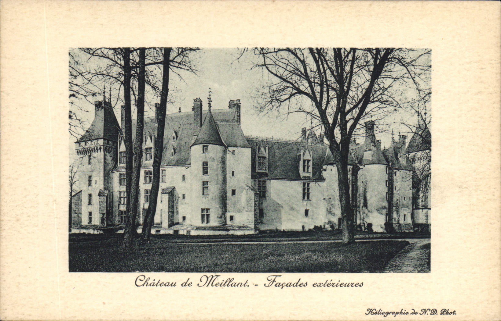 CPA Chateau de Meillant Facades exterieures