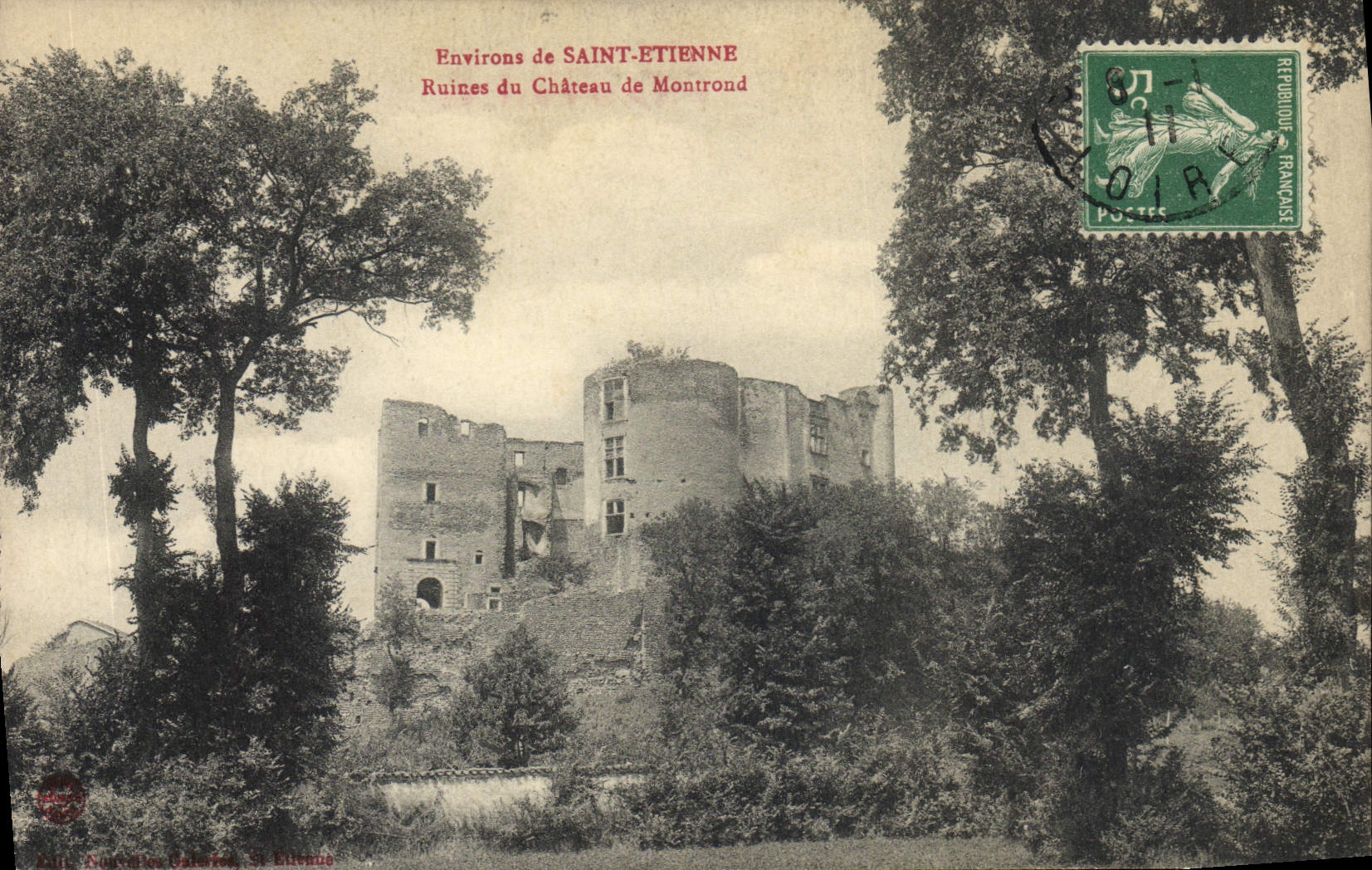 CPA Environs de Saint Etienne Ruines du Chateau de Montrond