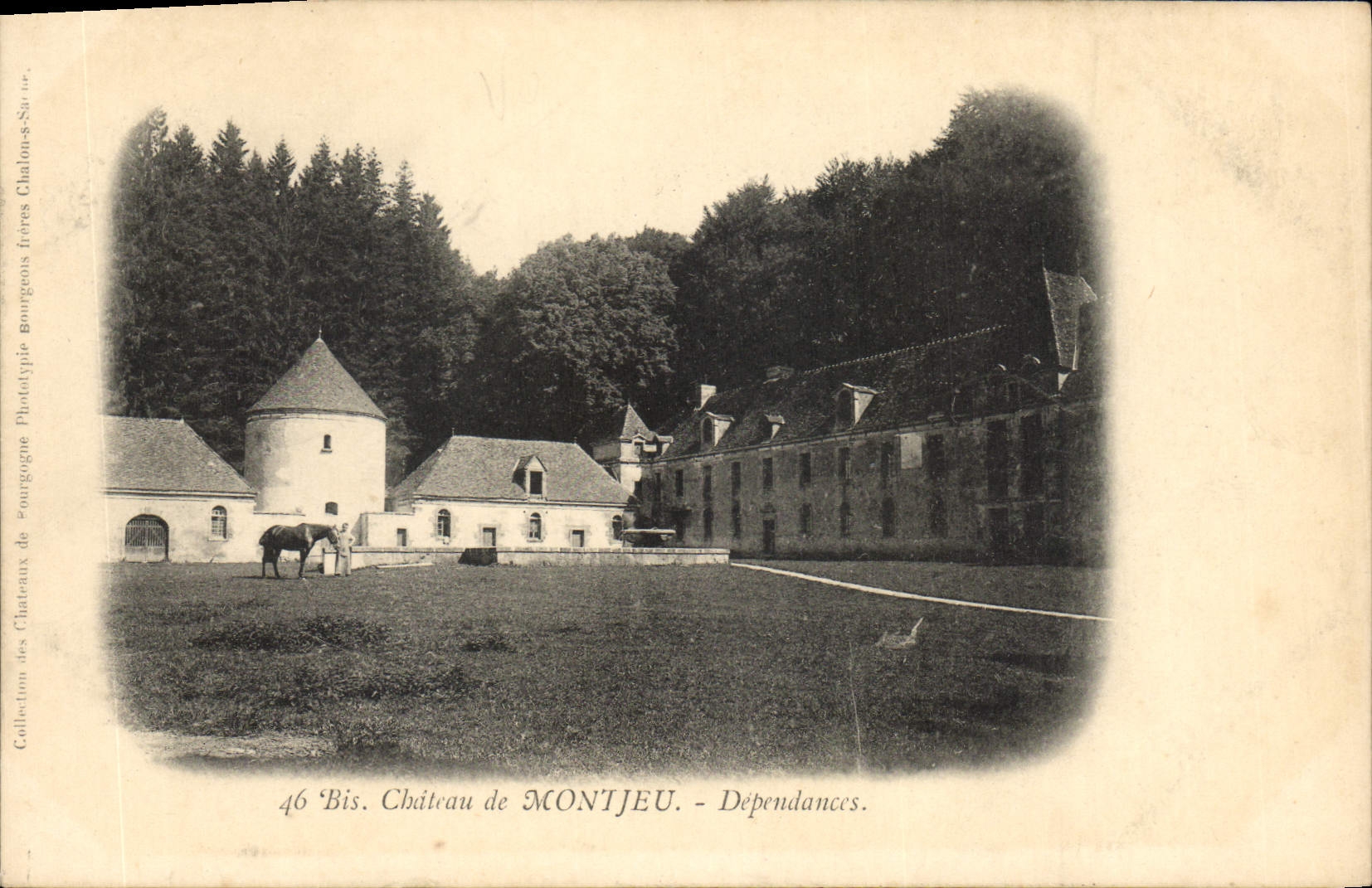 CPA Chateau de Montjeu Dependances