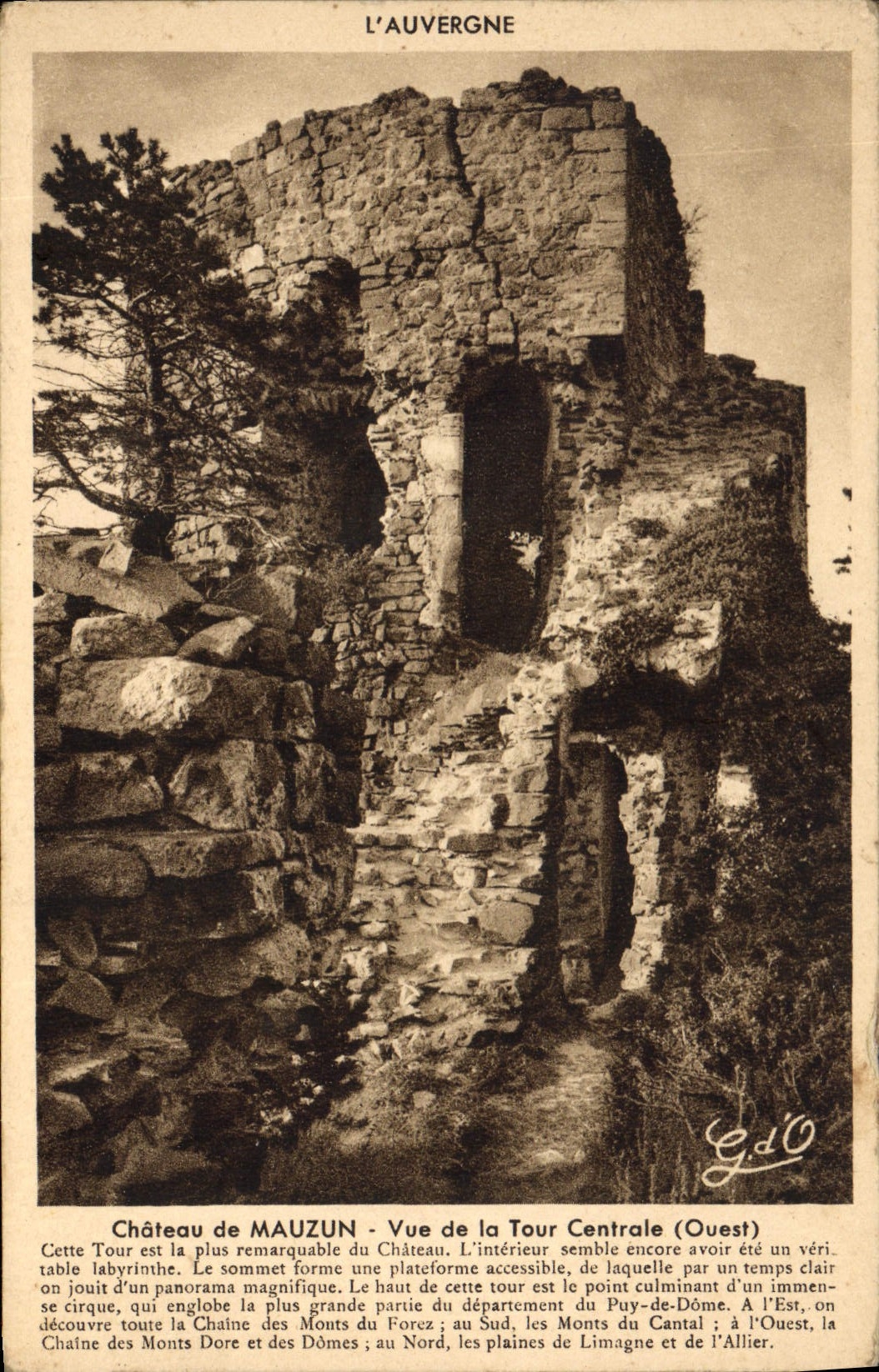 CPA Chateau de Mauzun Vue de la tour centrale