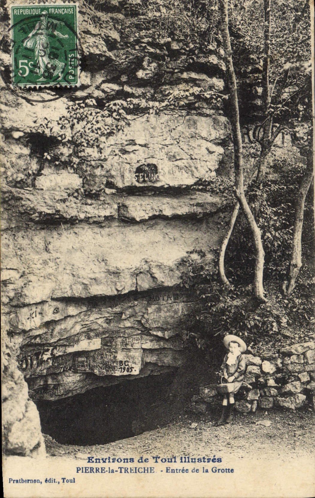 CPA Grottes Pierre la Treiche Entree de la Grotte 