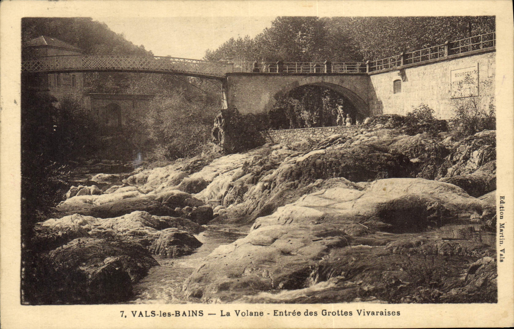 CPA Grottes Grotte Vals les Bains La Volane Entree des grottes Vivaraises