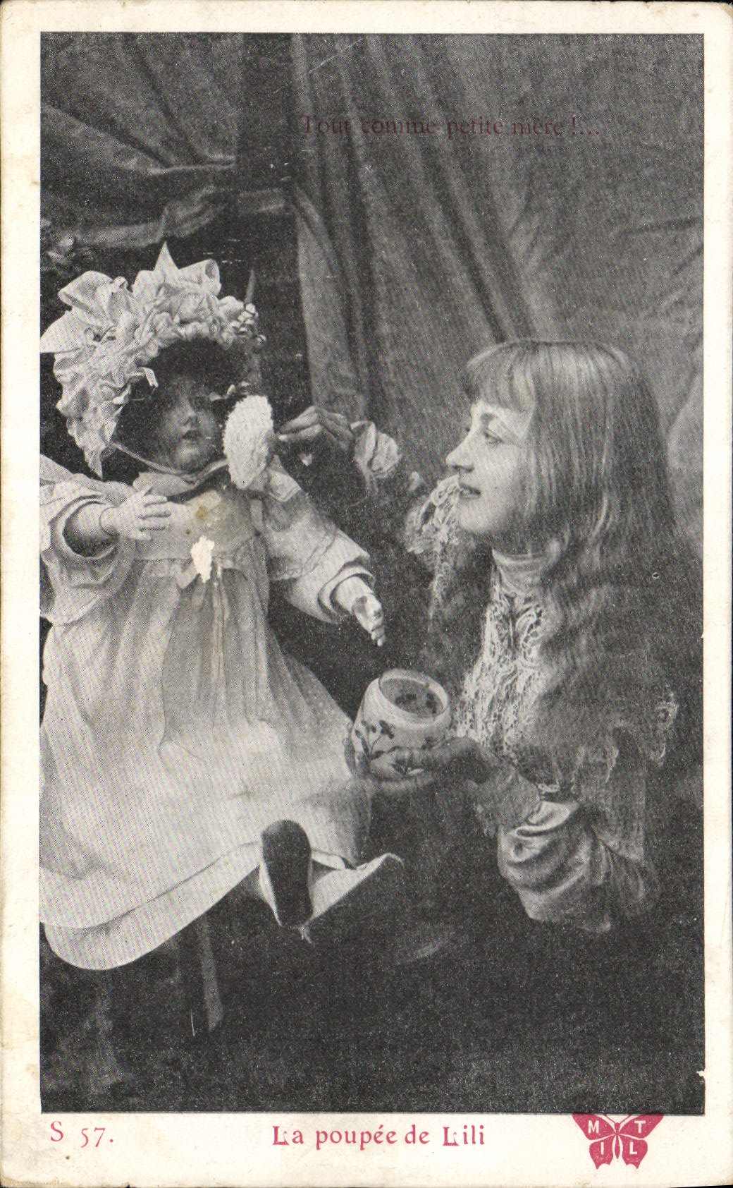 CPA Fantaisie Enfants Poupee  