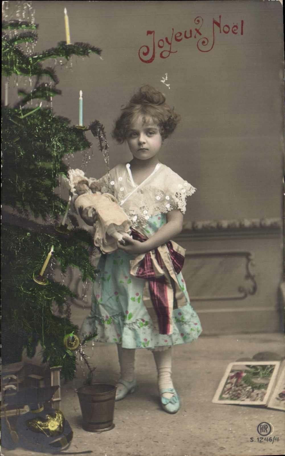 CPA Fantaisie Enfants Poupee  