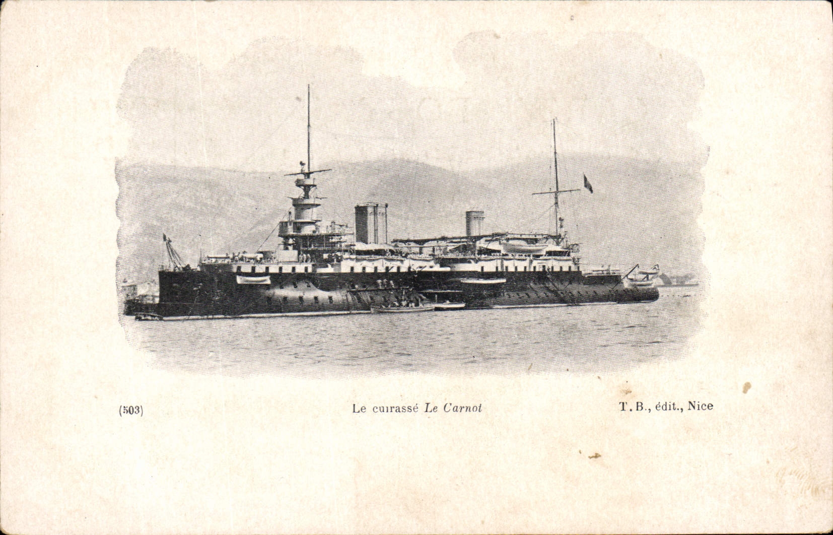 CPA Bateau de Guerre Le Cuirasse Le Carnot 