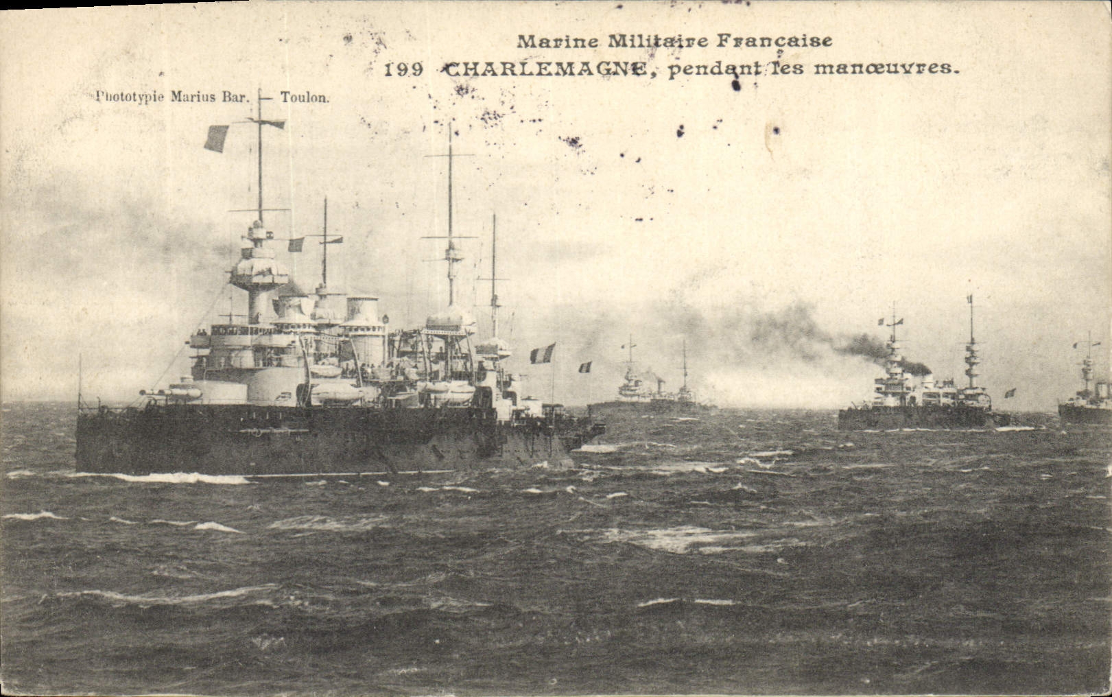 CPA Bateau de Guerre Charlemagne pendant les manoeuvres