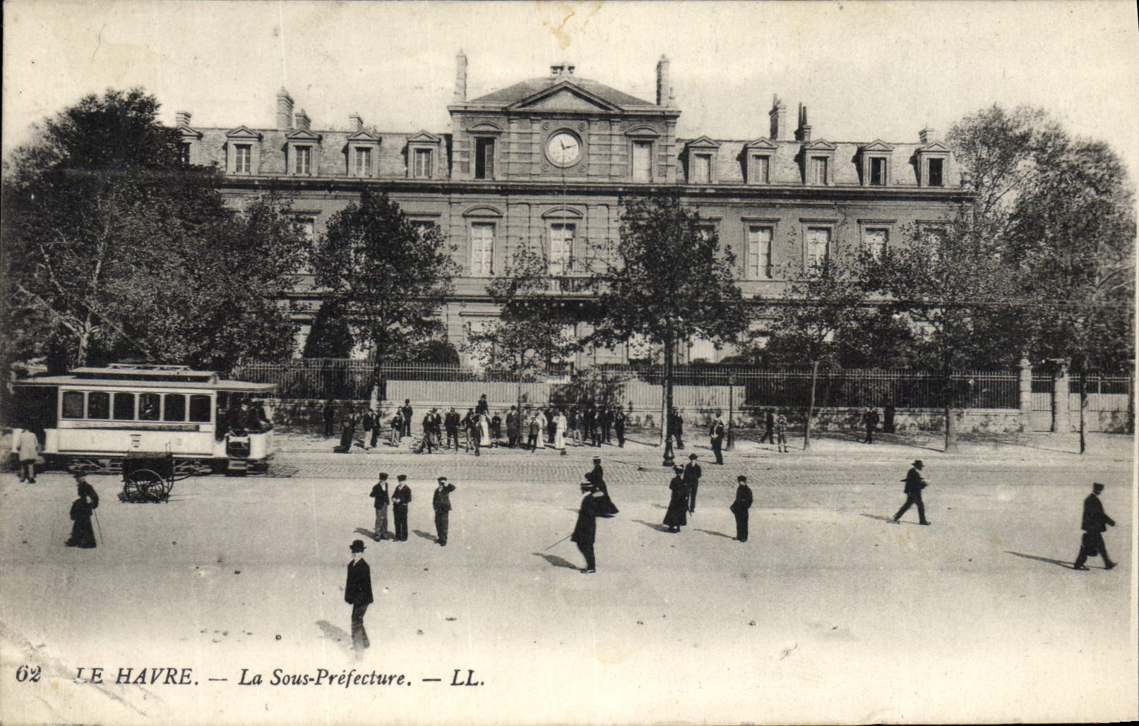 CPA Le Havre La Sous Prefecture Tramway 