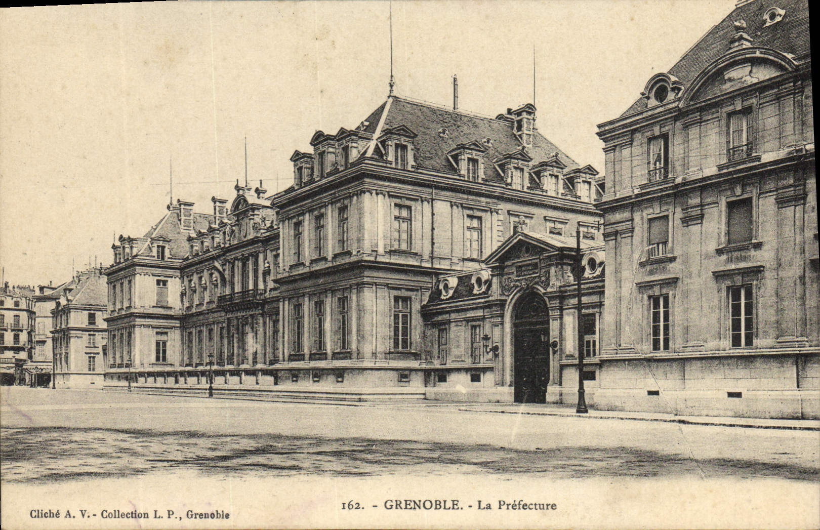 CPA Prefecture Grenoble