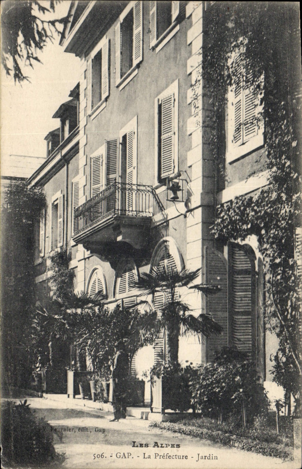 CPA Prefecture Gap Jardin