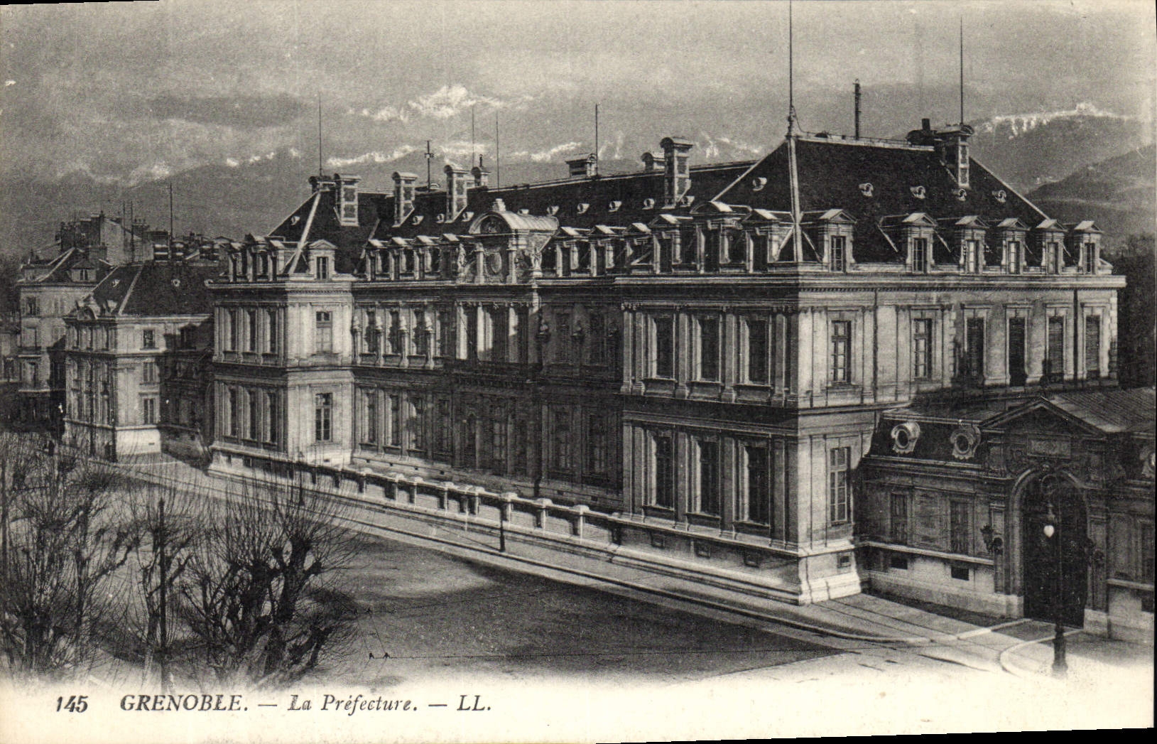 CPA Prefecture Grenoble