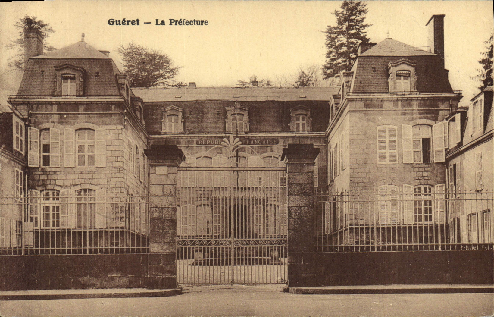 CPA Prefecture Gueret 