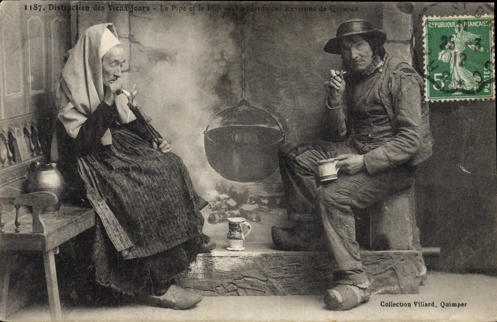 CPA Folklore Distraction des vieux jours La pipe et le flin Tabac