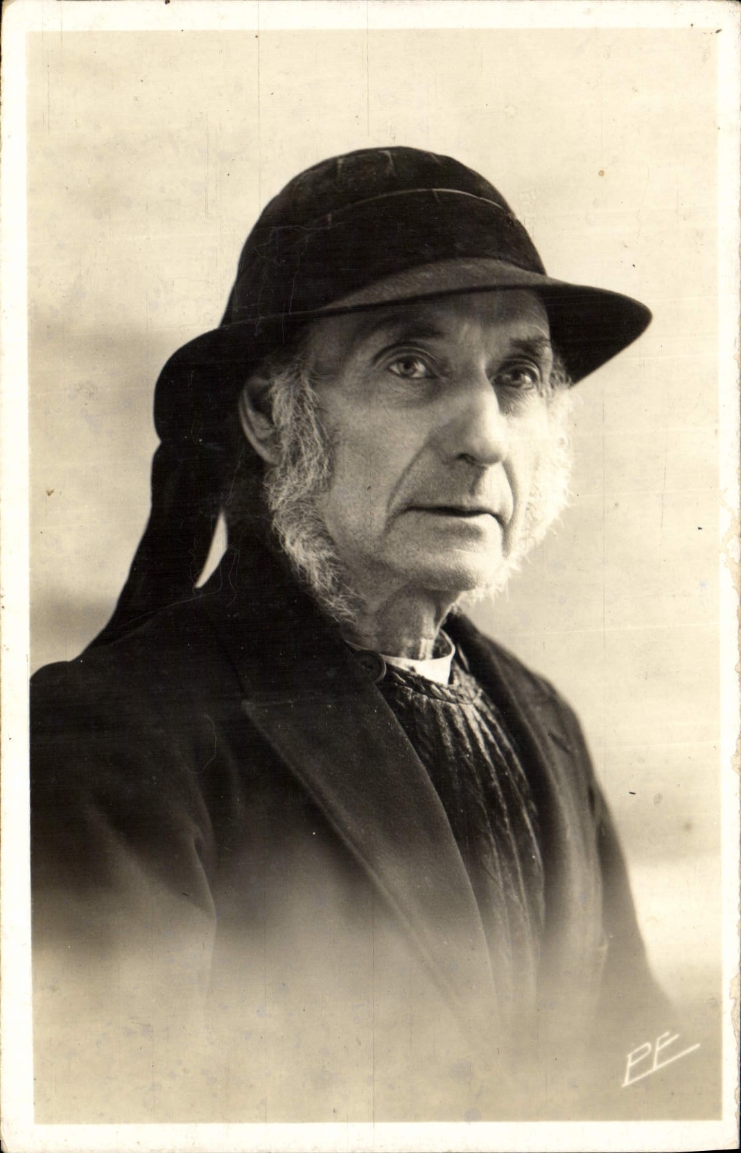 CPA Folklore Type du vieux Bigouden