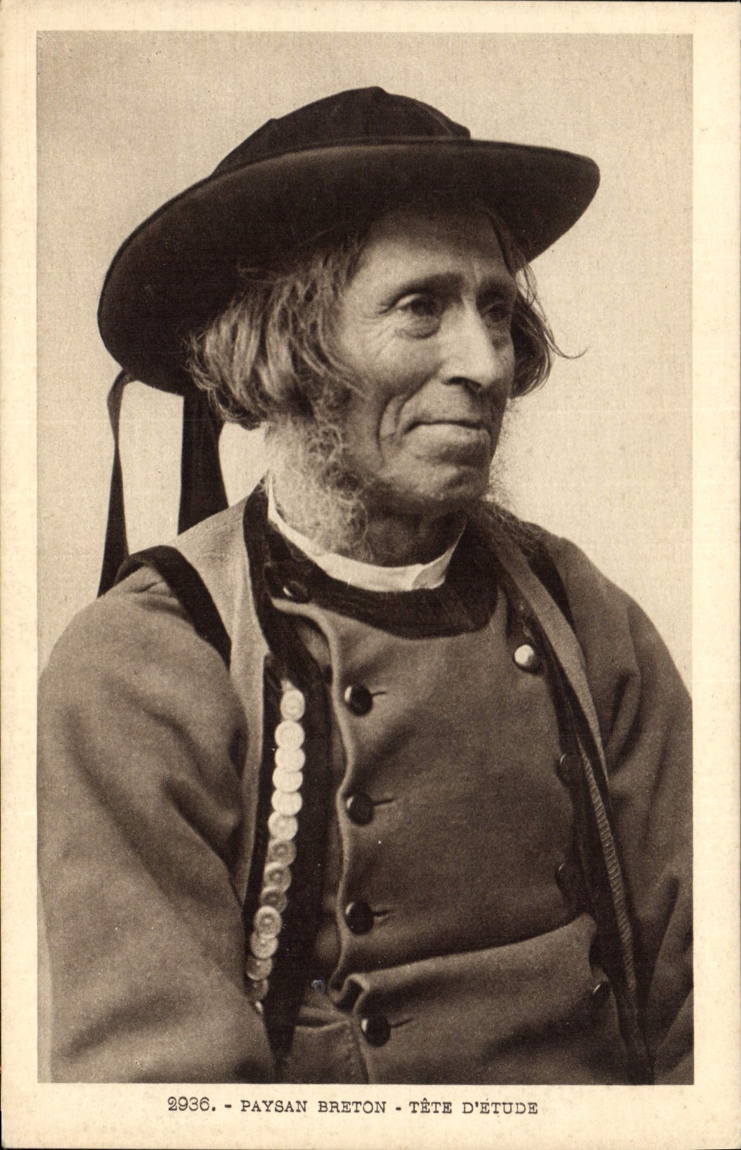 CPA Folklore Paysan breton Tete d'etude 